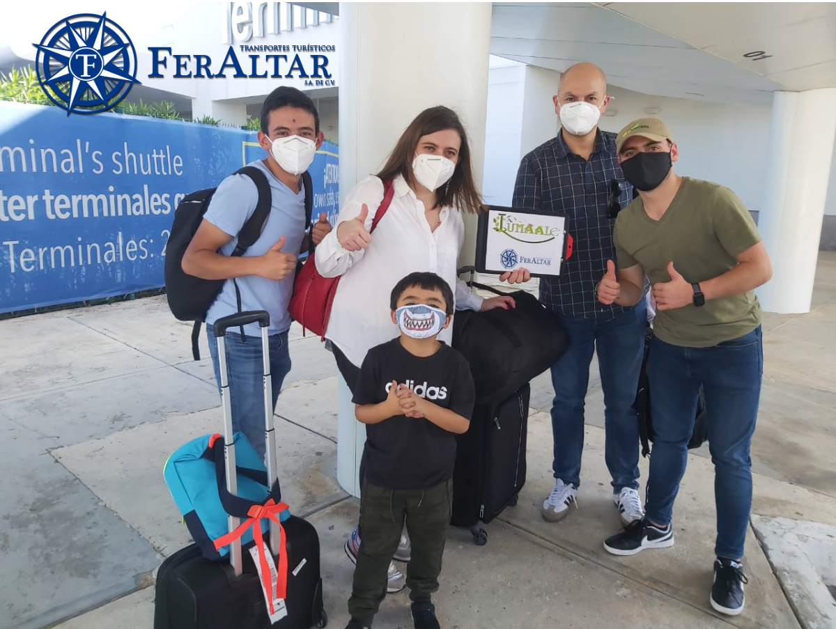 Cancun Transportation Happy customers